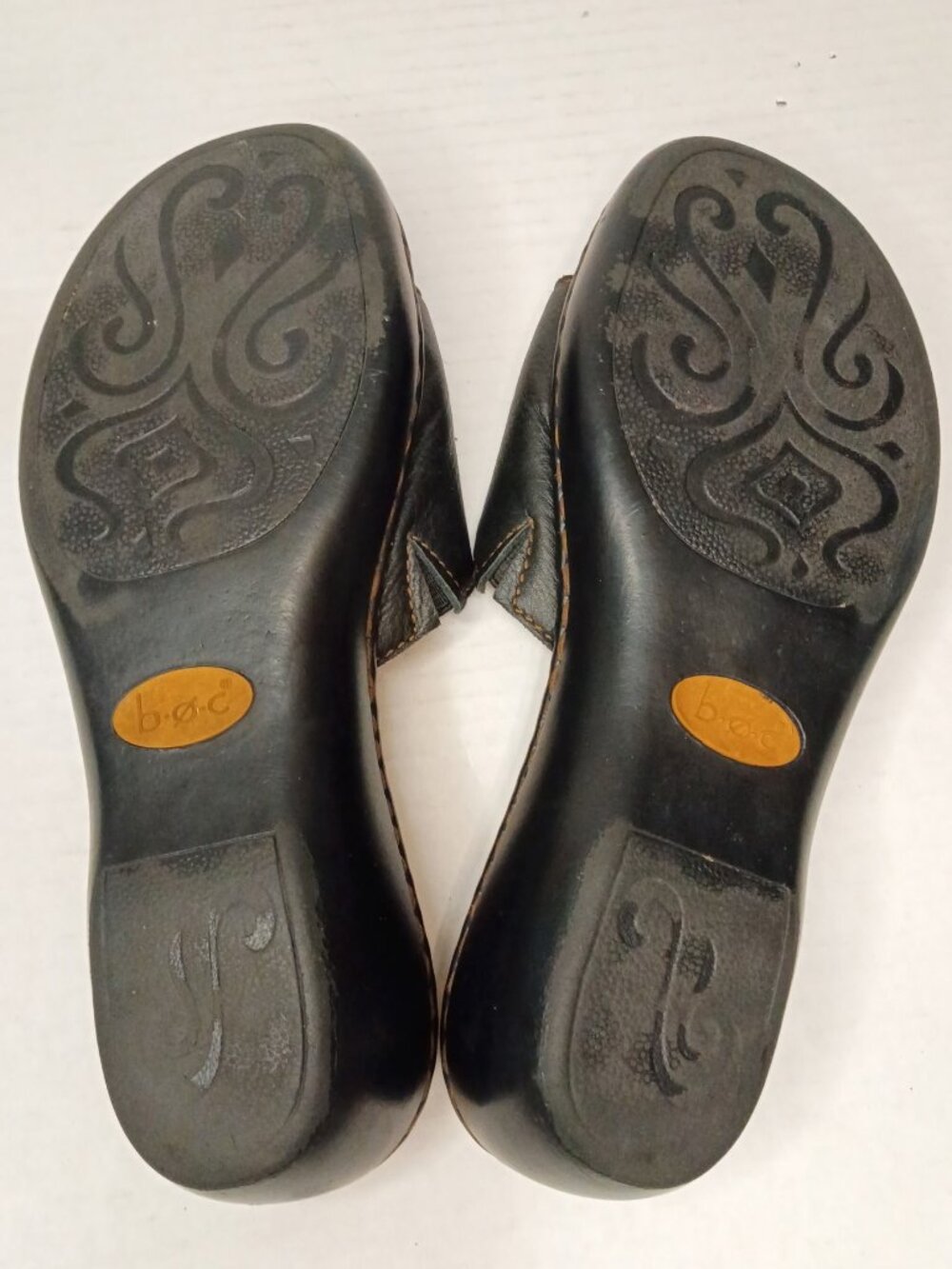 b.o.c. Born Concept Black Leather Crisscross Slide Sandals Size 8 - Picture 7 of 11